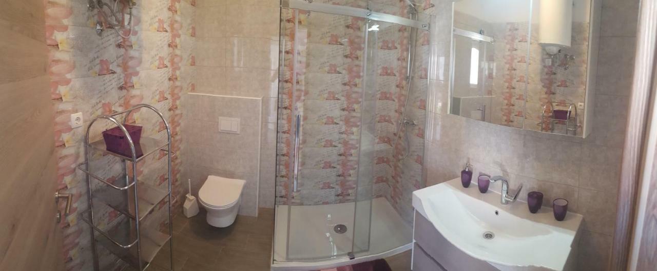 Apartmani Slavica Rab Town Eksteriør billede