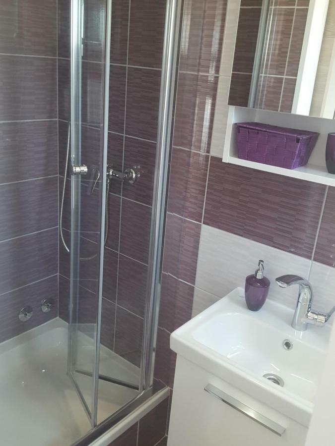 Apartmani Slavica Rab Town Eksteriør billede