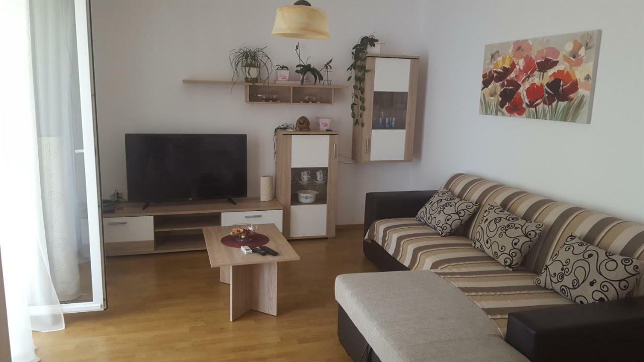 Apartmani Slavica Rab Town Eksteriør billede